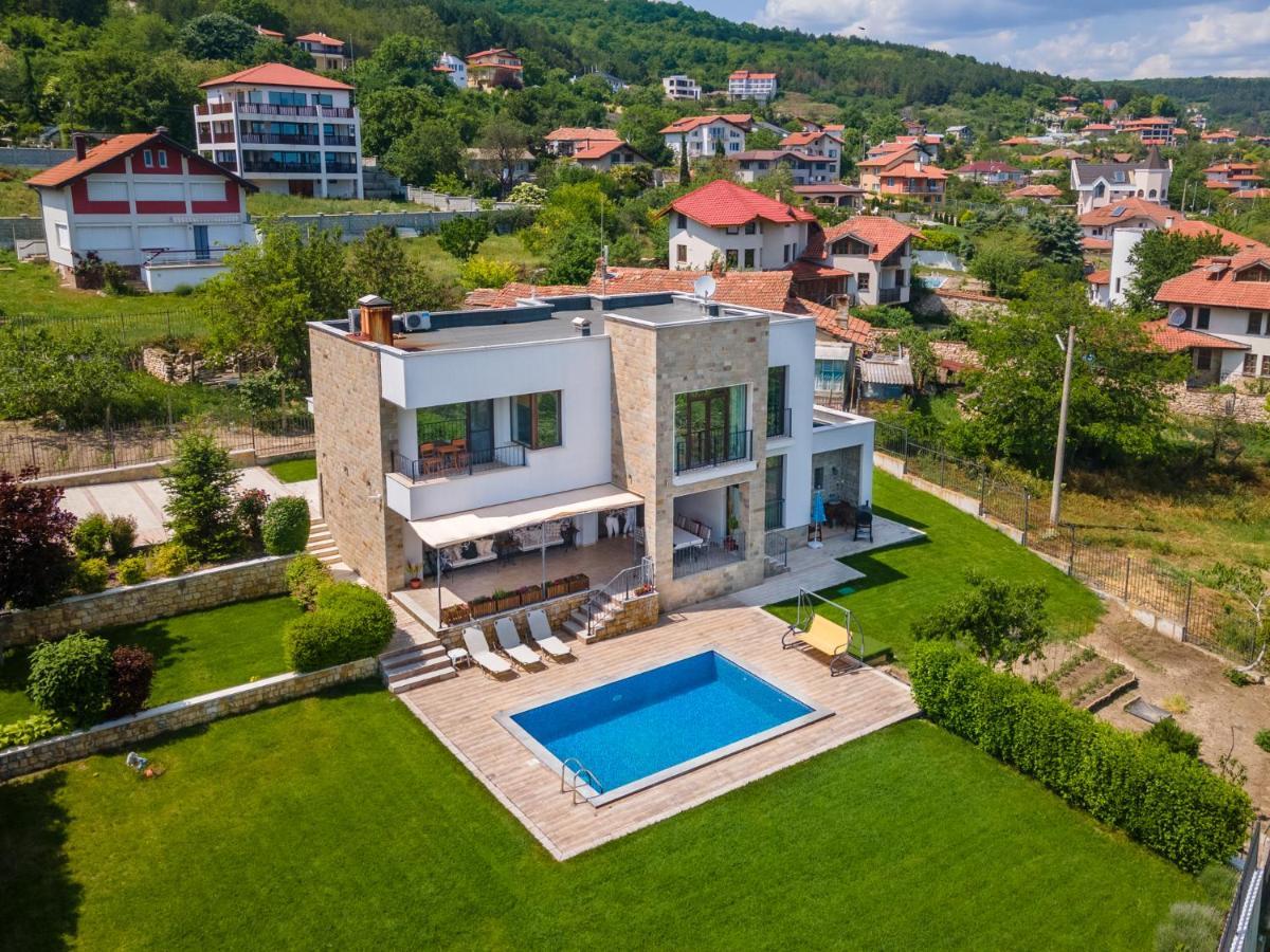 Villa Poemia Rogachevo Exteriör bild